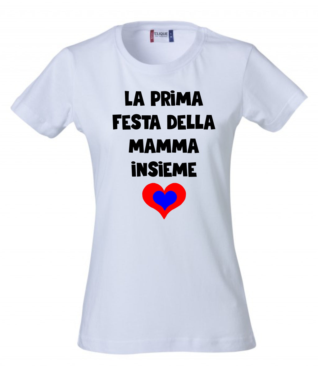 T-Shirt Maglietta La tua mamma VS La mia mamma Festa della mamma